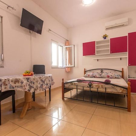 Studio Apartments Zloic In Krvavica Extérieur photo