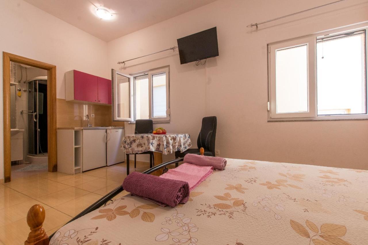 Studio Apartments Zloic In Krvavica Extérieur photo