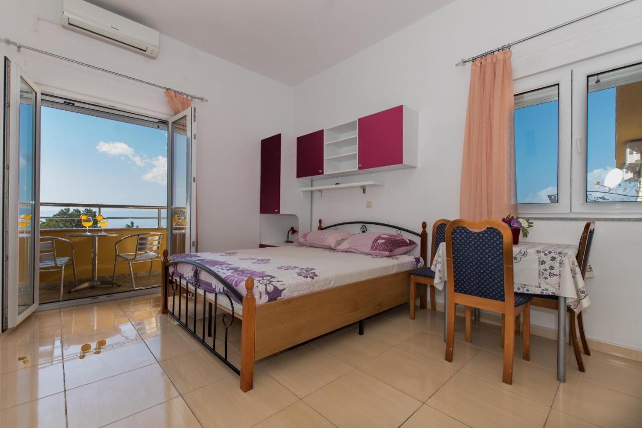 Studio Apartments Zloic In Krvavica Extérieur photo