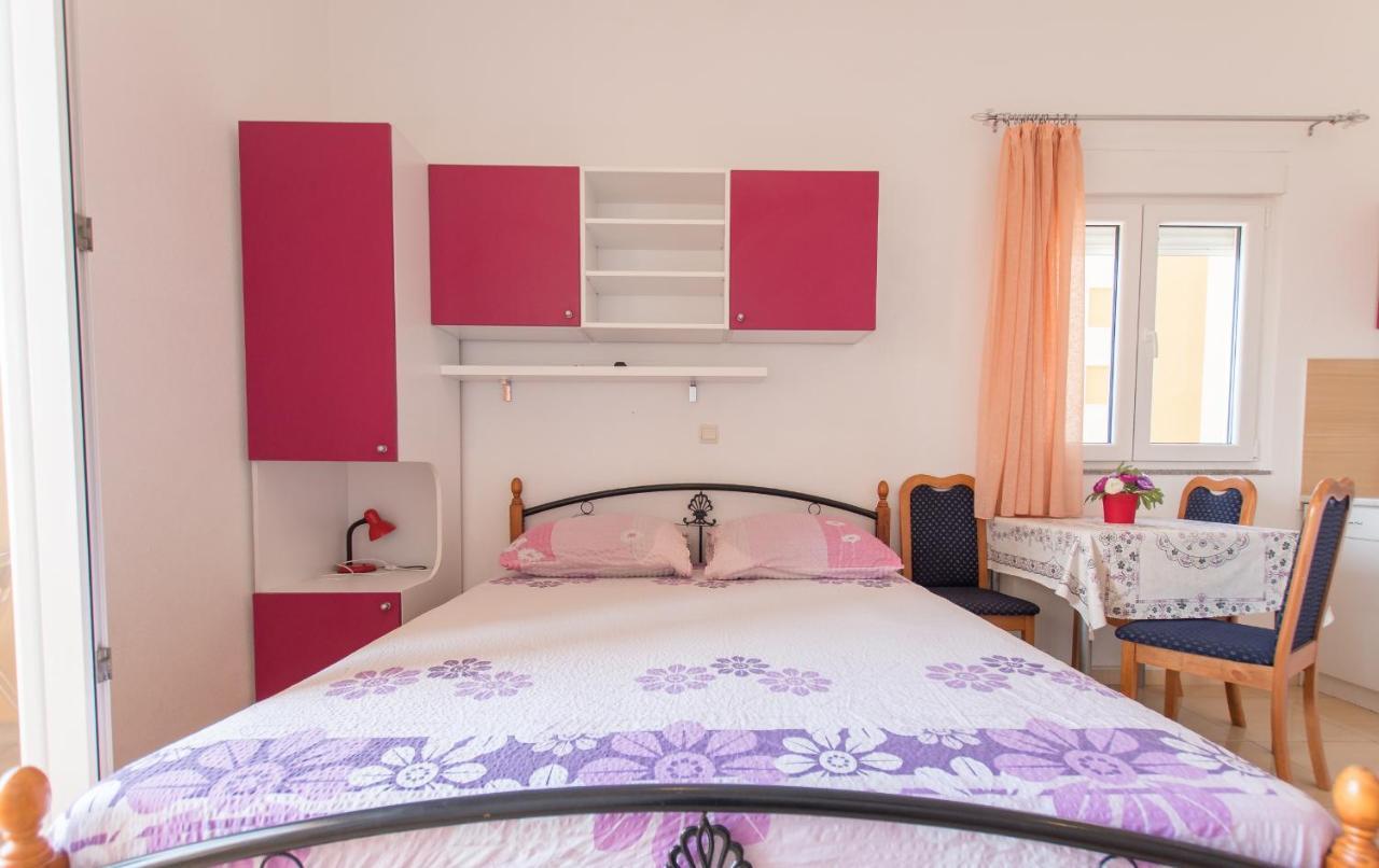 Studio Apartments Zloic In Krvavica Extérieur photo